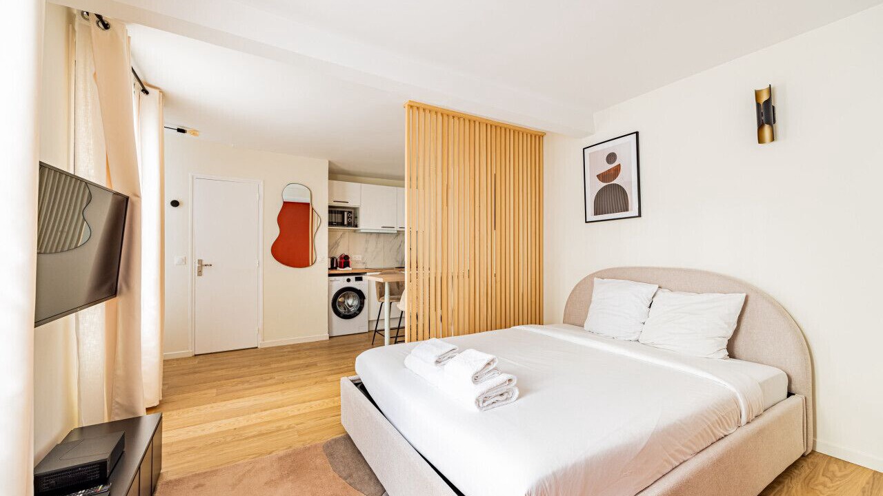Photo of Bedroom in Notre-Dame-des-Champs