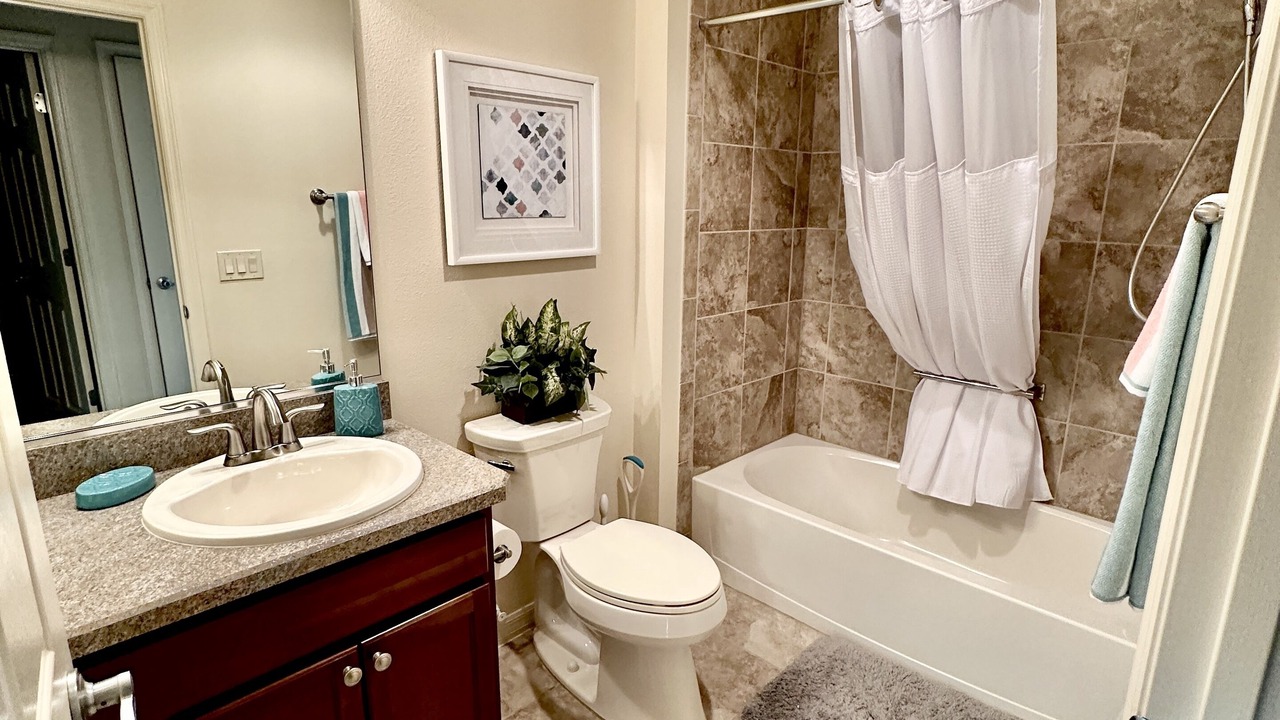Photo of Bathroom in Collier