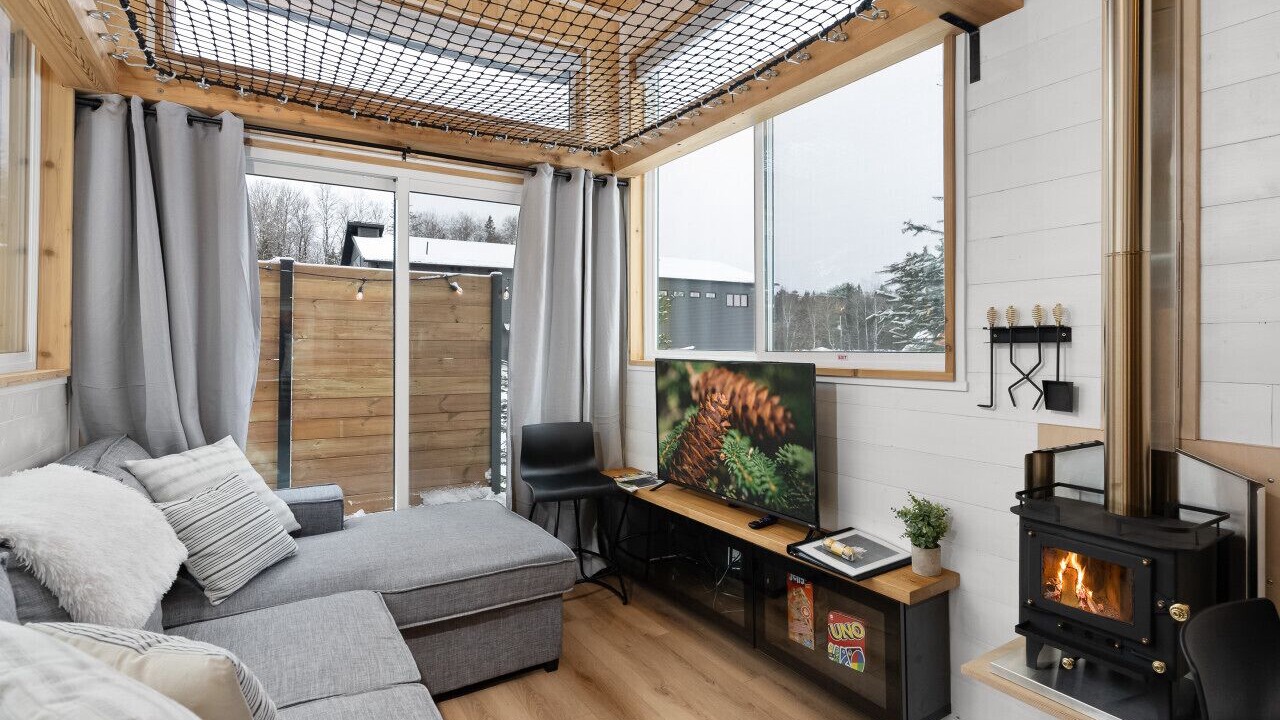 Photo of Livingroom in Huntsville