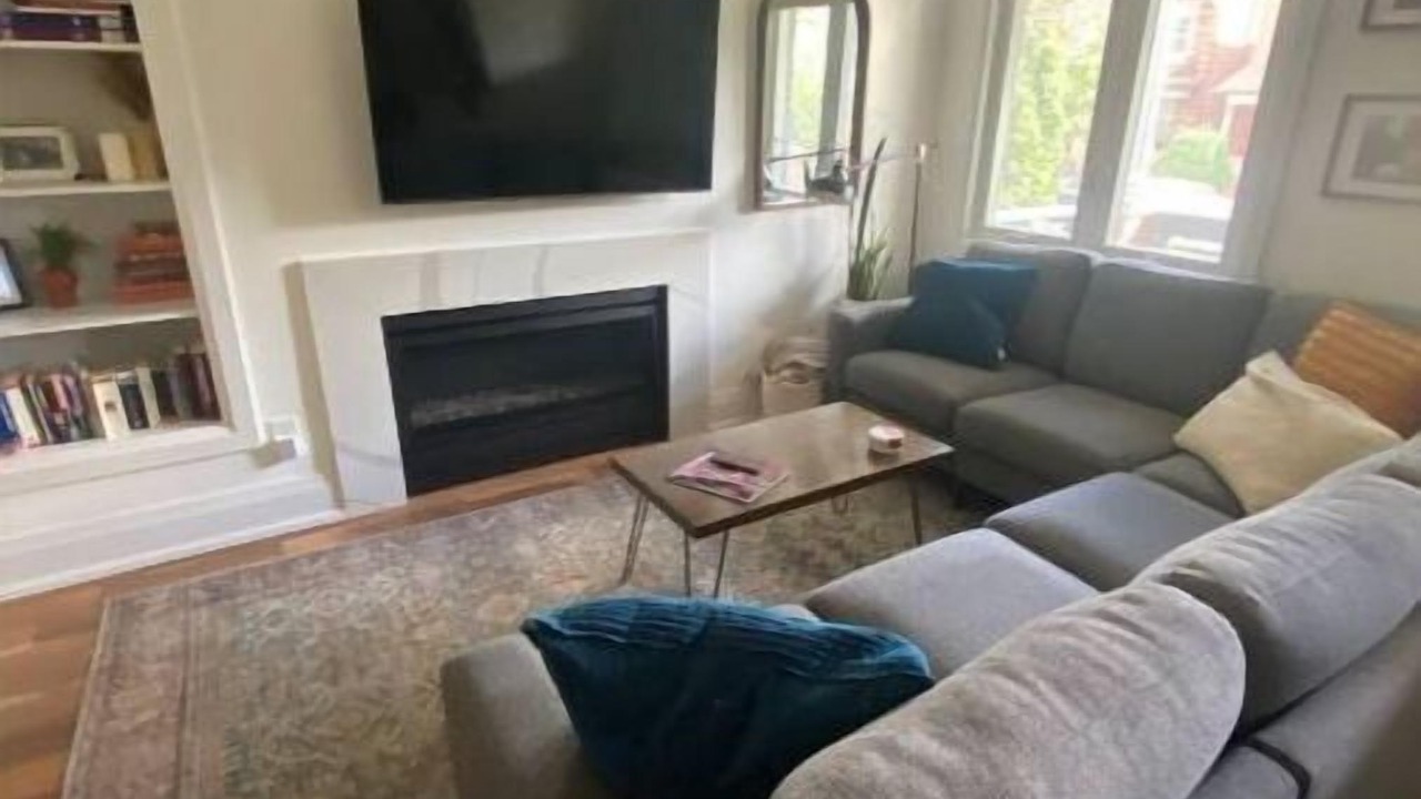 Photo of Livingroom in Wallace Emerson