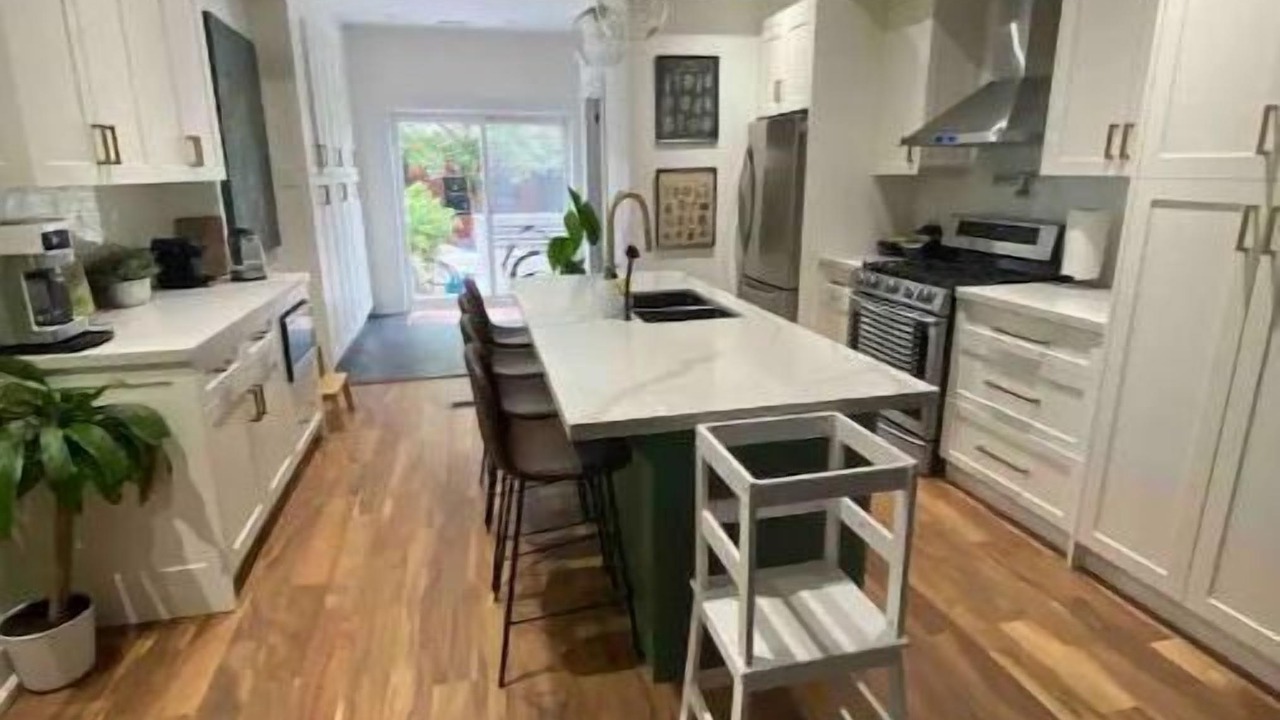 Photo of Kitchen in Wallace Emerson