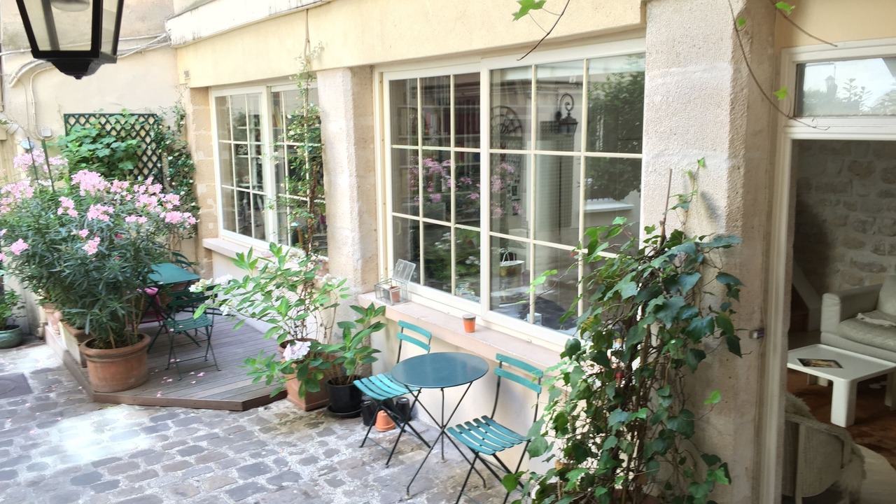 Photo of Outdoor in Arsenal