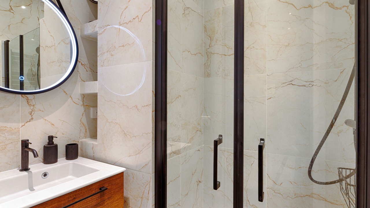 Photo of Bathroom in Les Iles