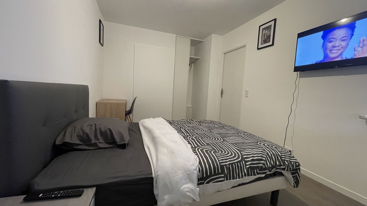 Photo of Bedroom in Villemomble