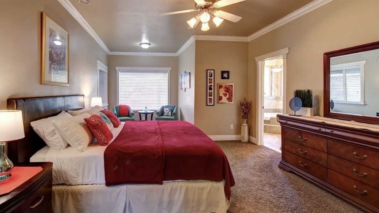 Photo of Bedroom in Torrey