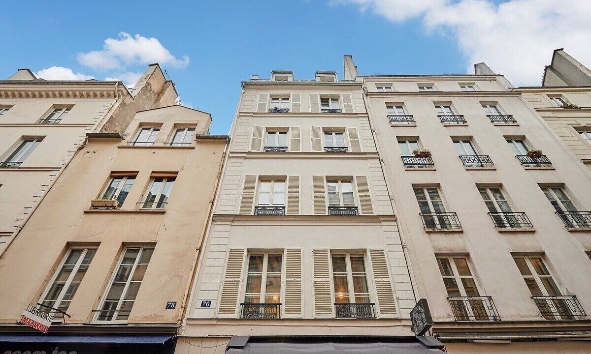 Photo of Others in Saint-Germain-des-Pres