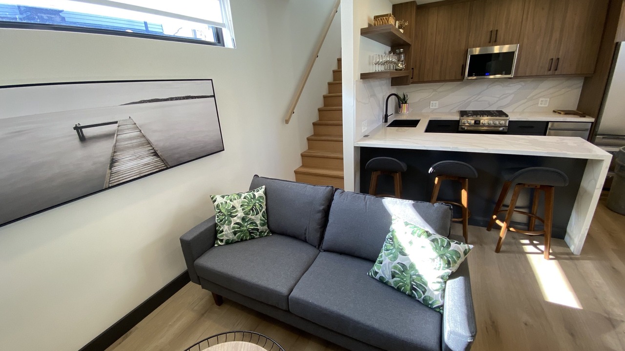 Photo of Livingroom in Upper Beaches
