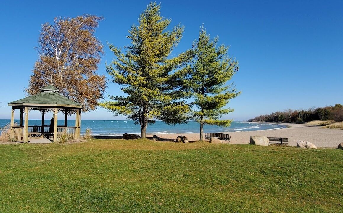 Photo of Others in Point Clark