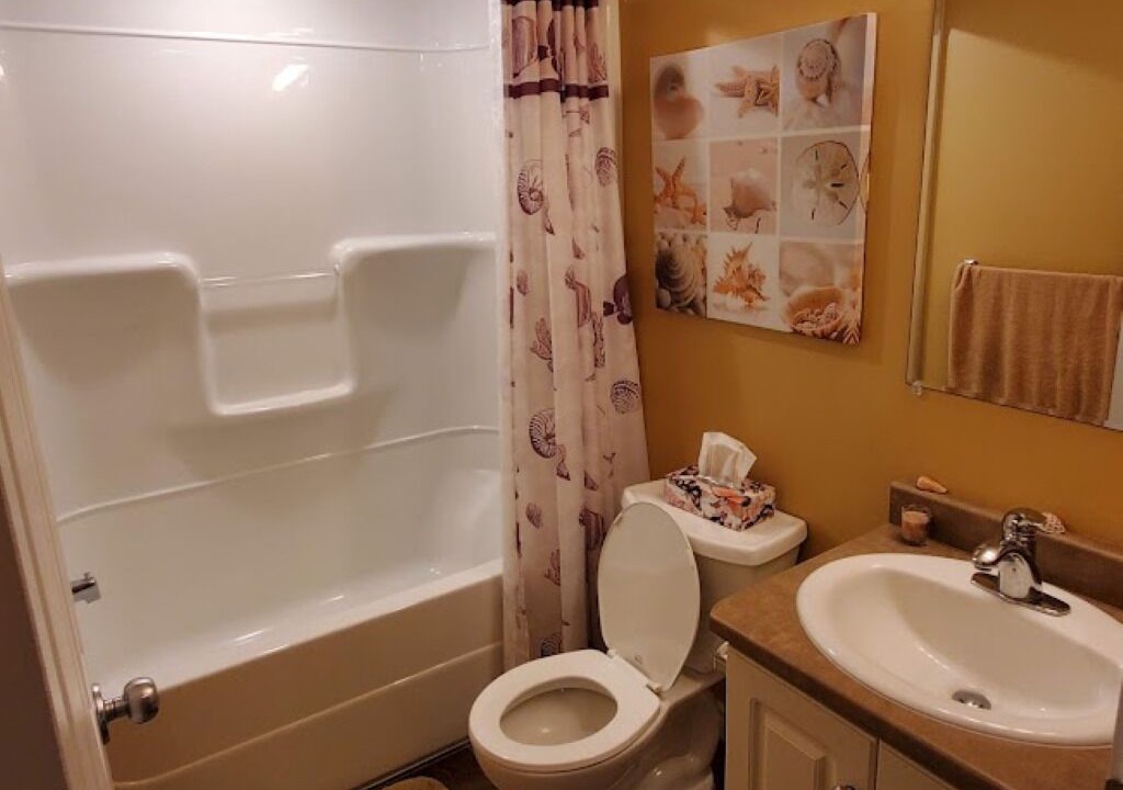 Photo of Bathroom in Point Clark