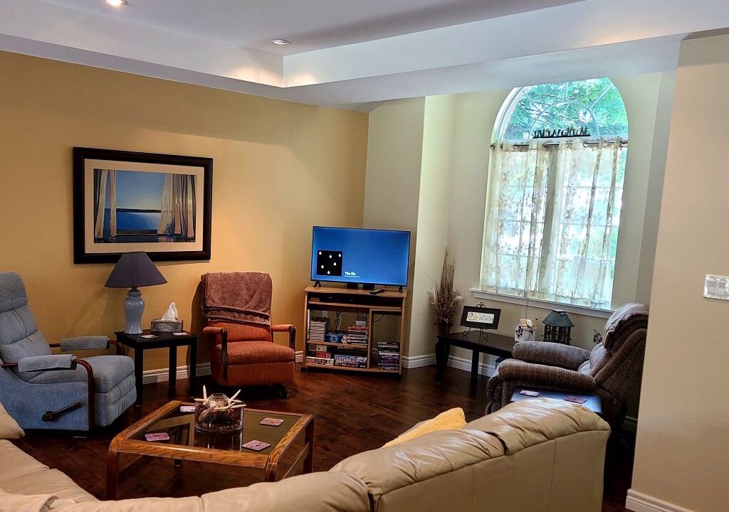 Photo of Bedroom in Point Clark