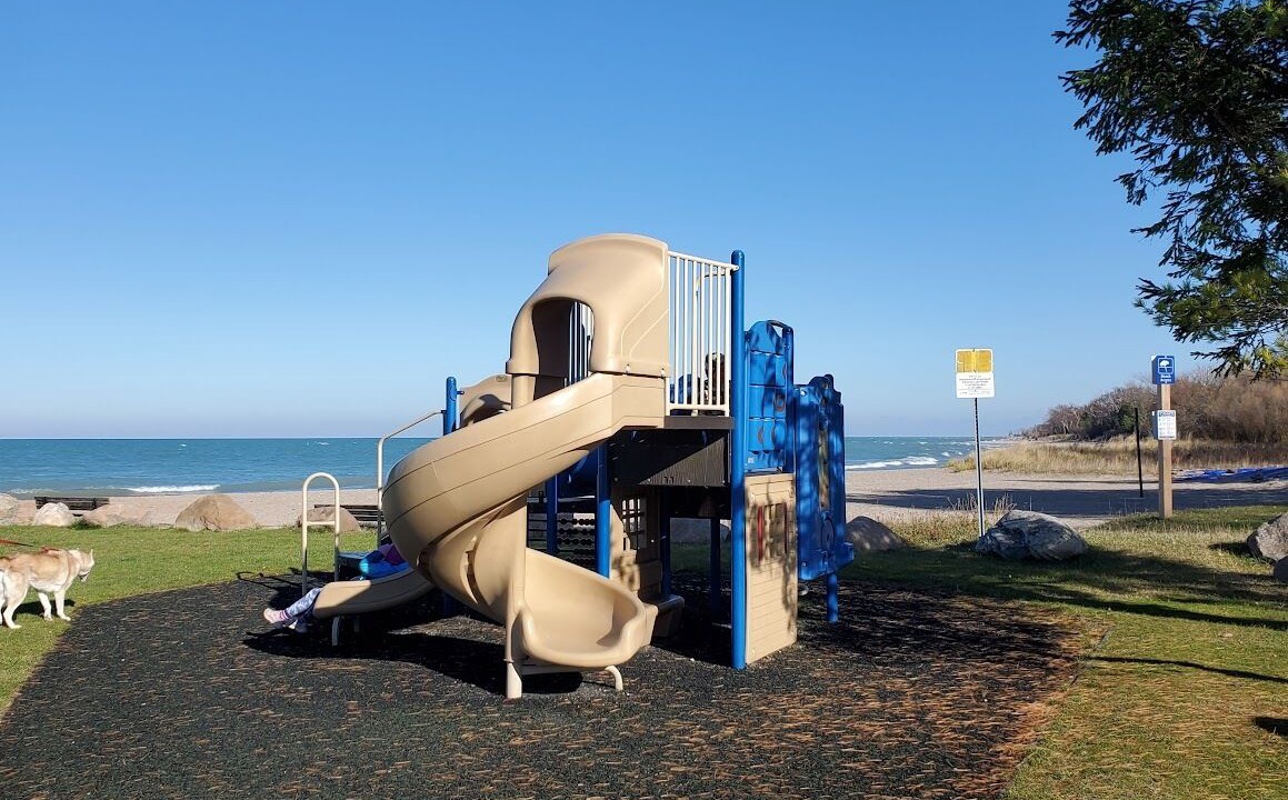 Photo of Others in Point Clark