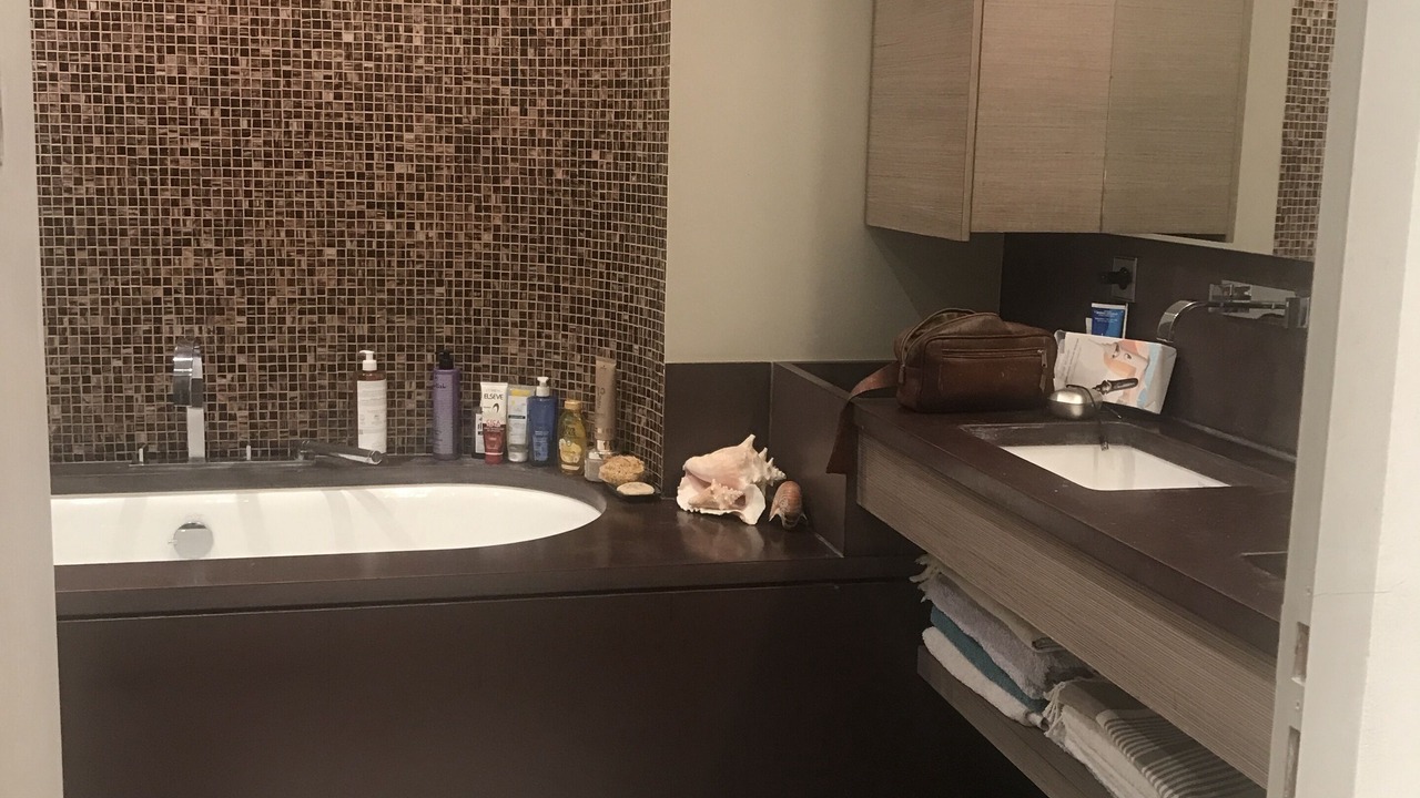 Photo of Bathroom in Quartier de la Plaine-de-Monceaux