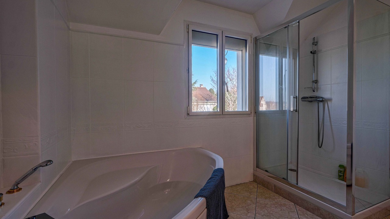 Photo of Bathroom in Montevrain