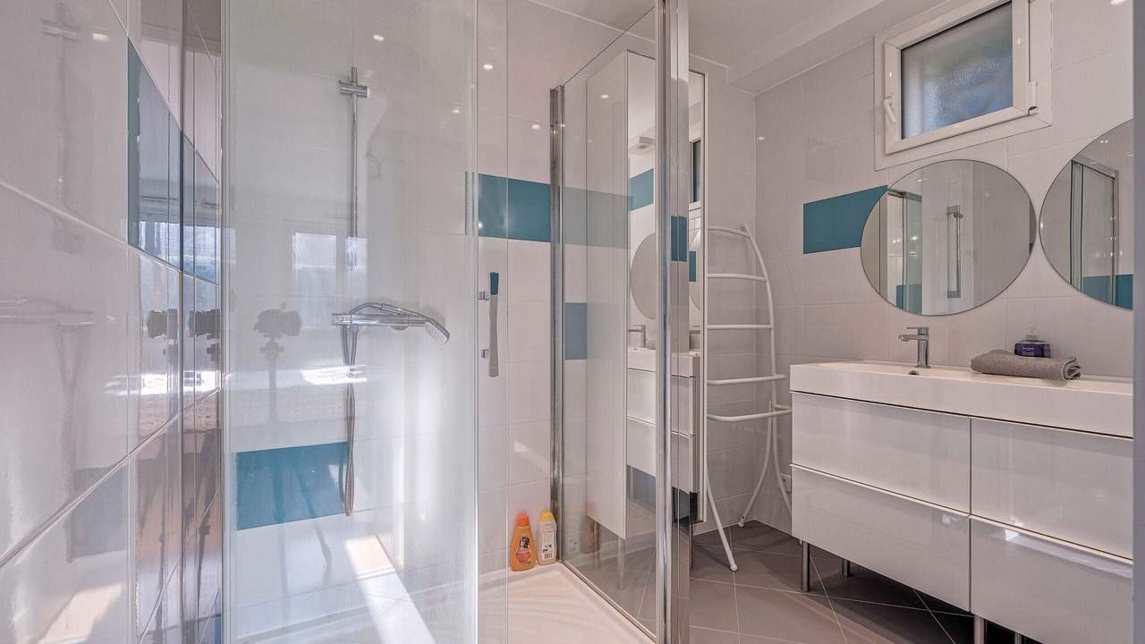 Photo of Bathroom in Montevrain