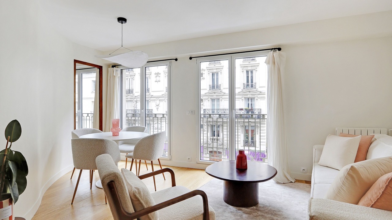 Photo of Livingroom in Quartier de l'Ecole-Militaire