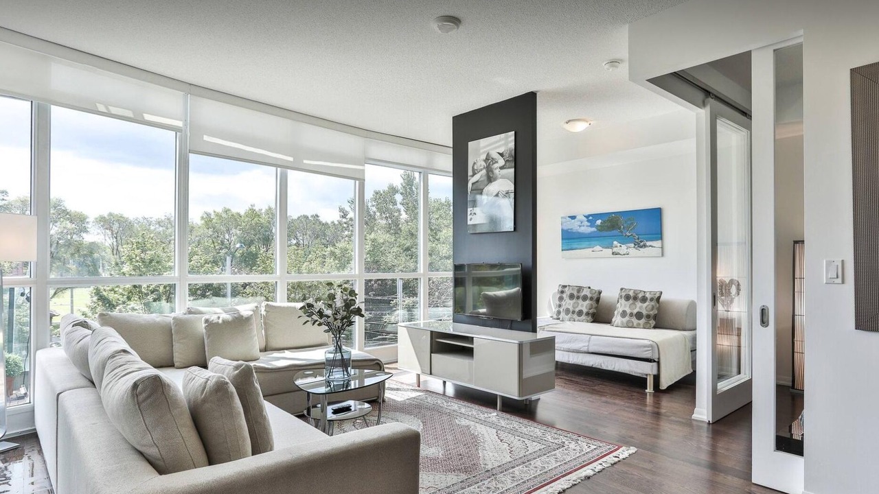 Photo of Livingroom in Fort York