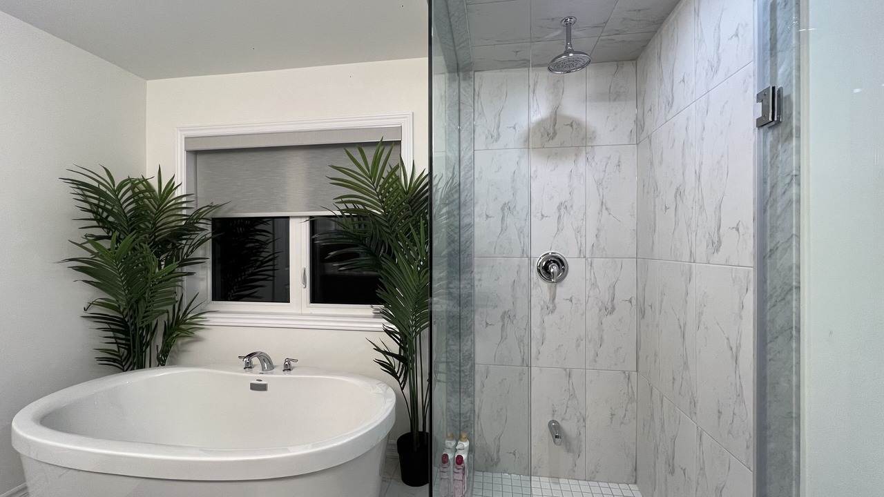 Photo of Bathroom in Wasaga Beach