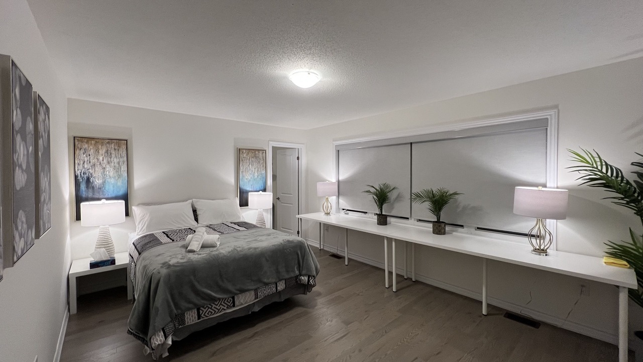 Photo of Bedroom in Wasaga Beach