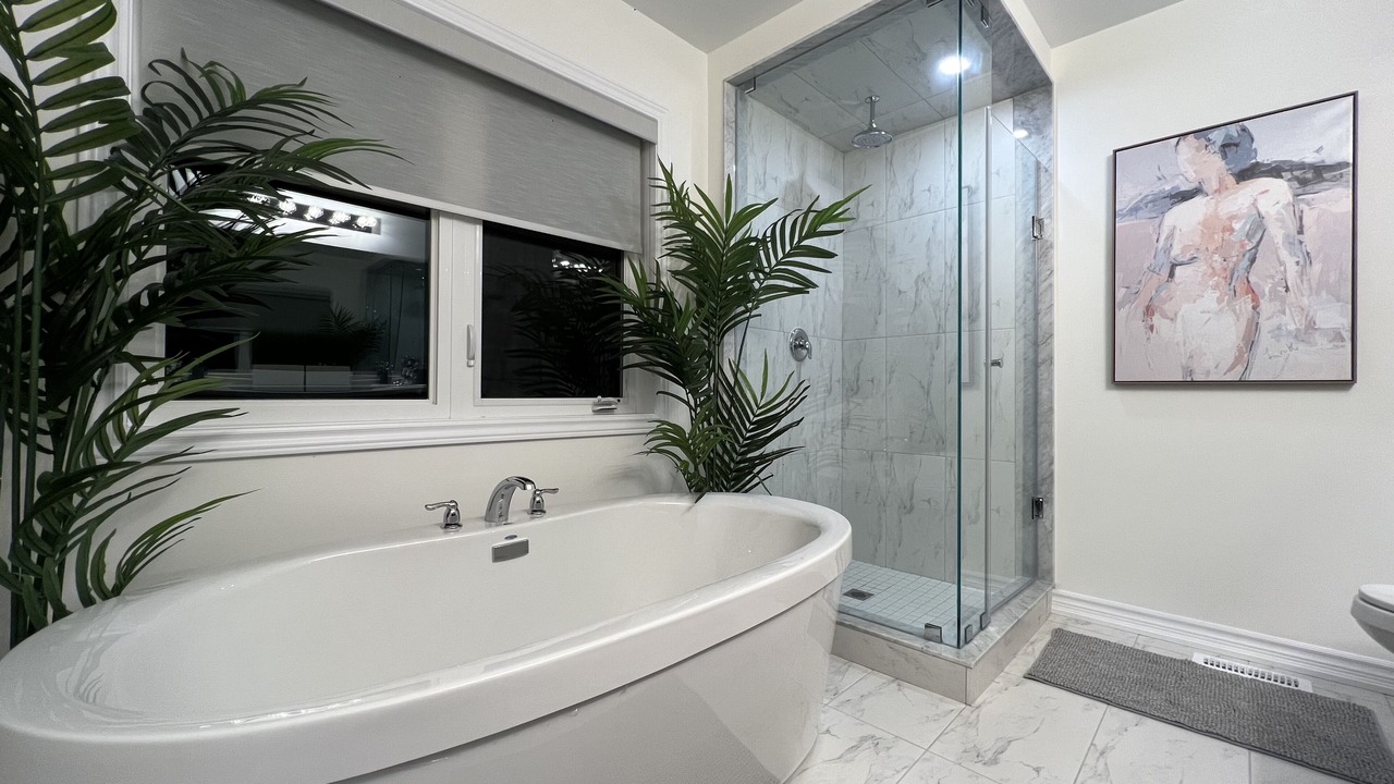 Photo of Bathroom in Wasaga Beach