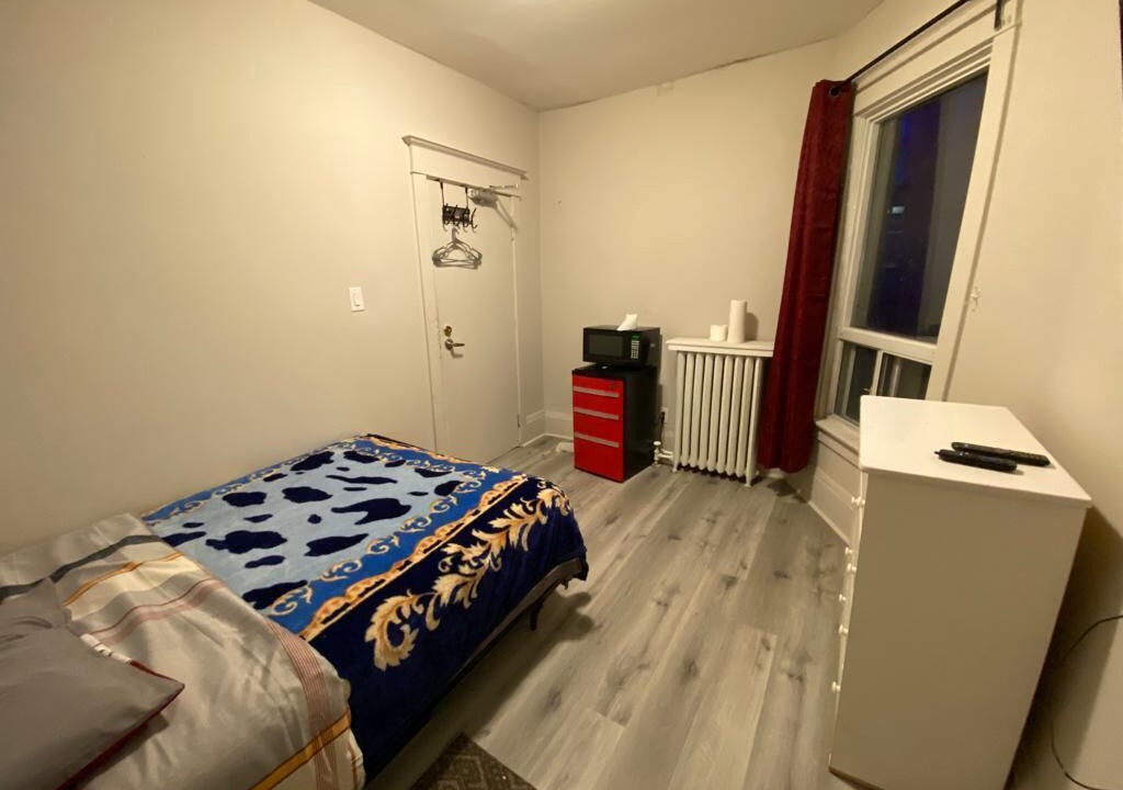 Photo of Bedroom in Cabbagetown South