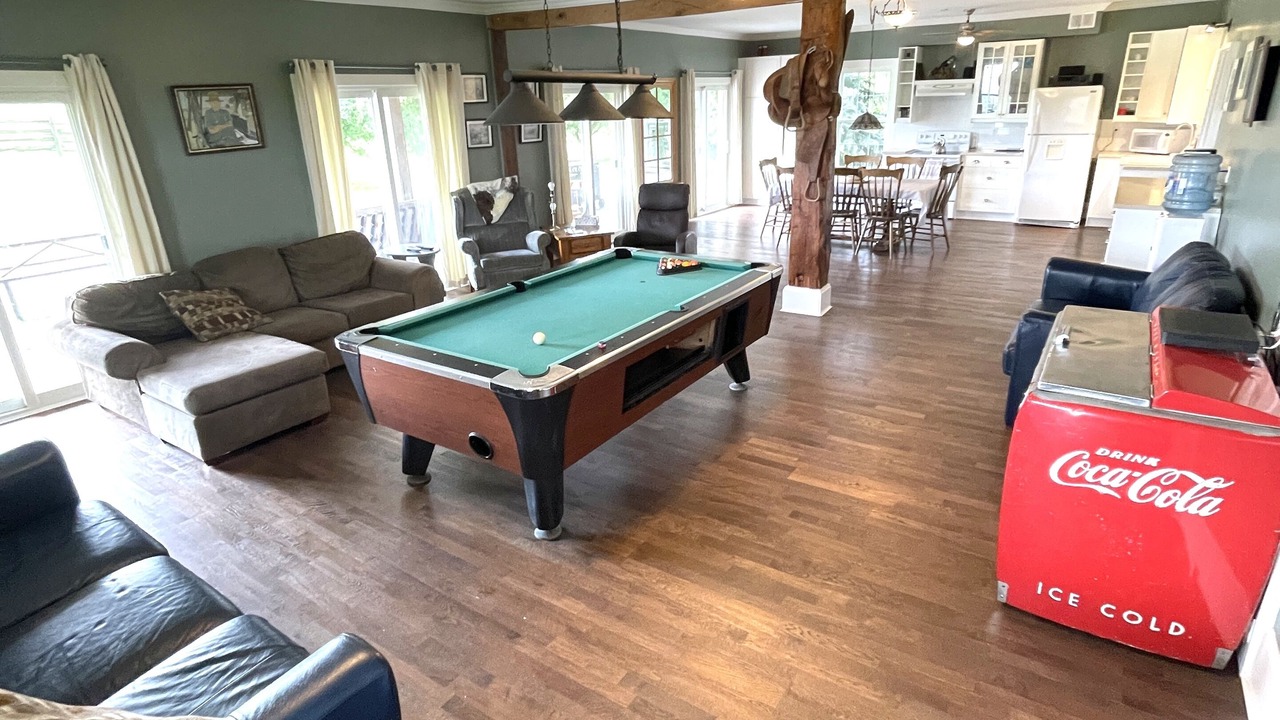 Photo of Livingroom in Duntroon