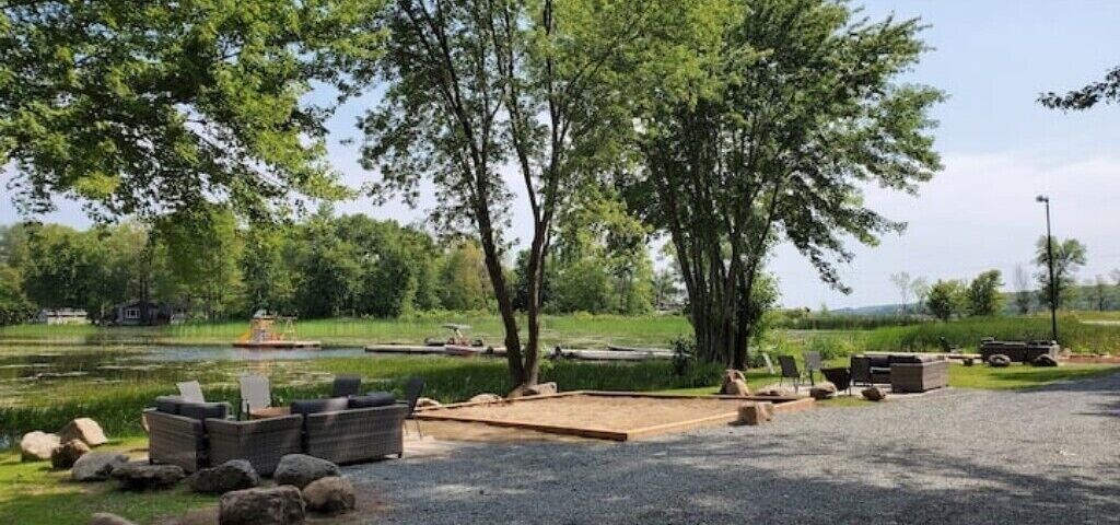 Photo of Outdoor in Centre Hastings