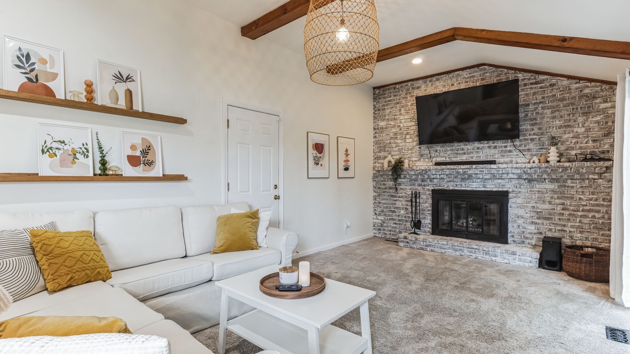 Photo of Livingroom in Cherry Hill