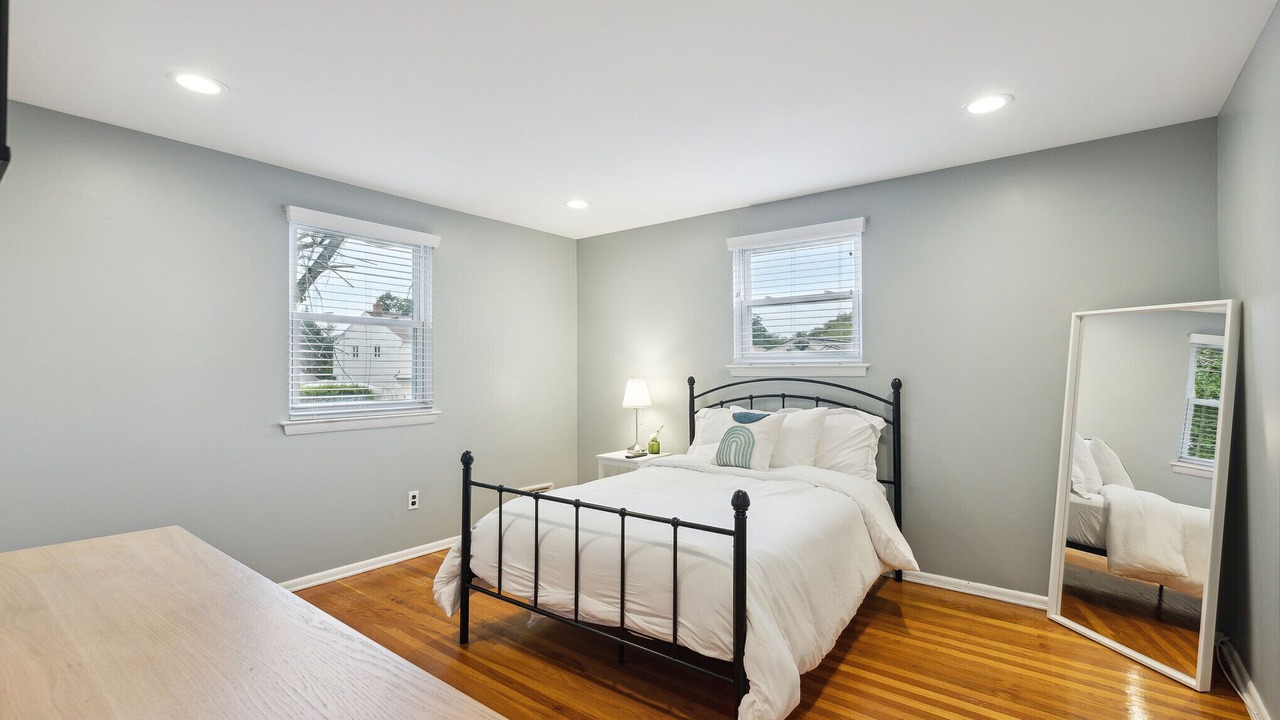 Photo of Bedroom in Cherry Hill