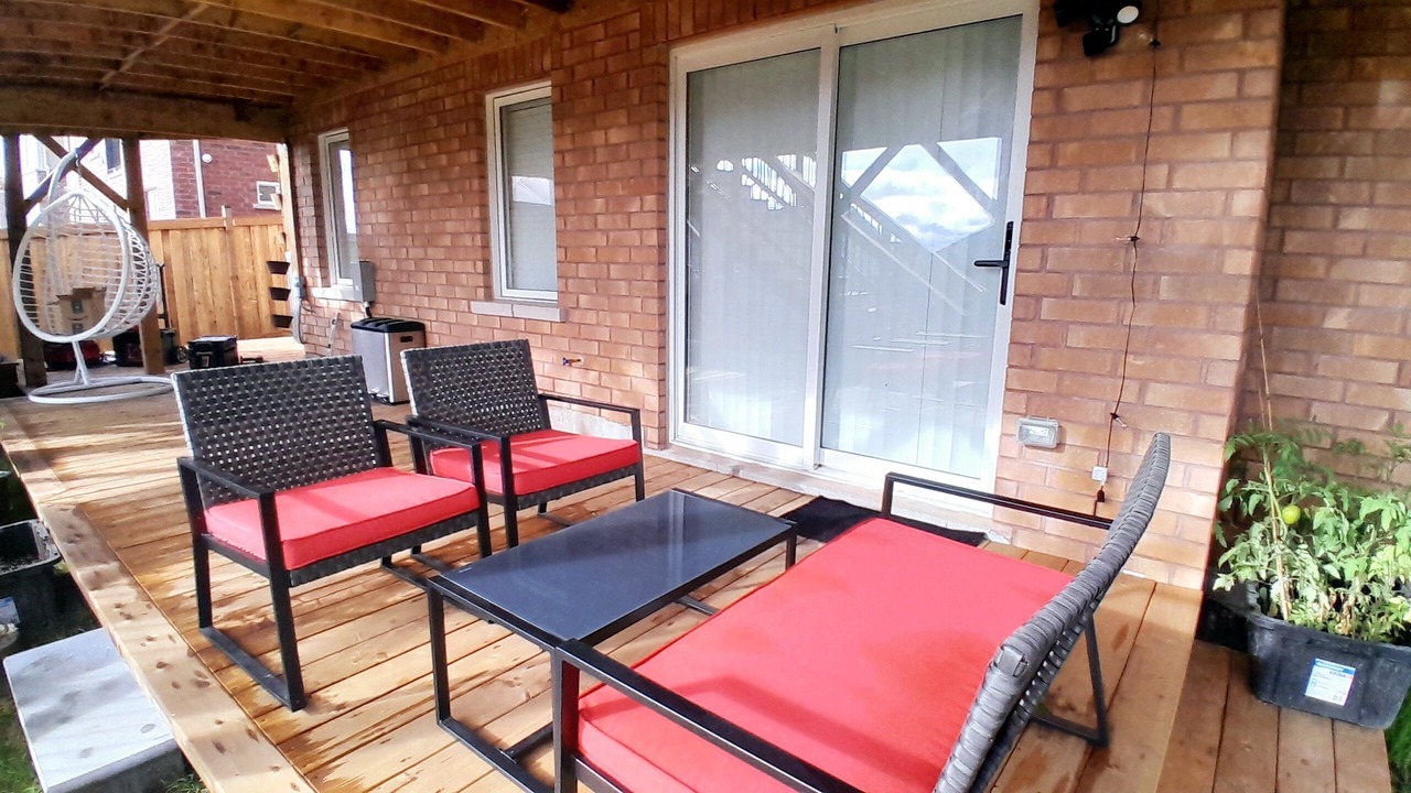 Photo of Patio Balcony in Orillia