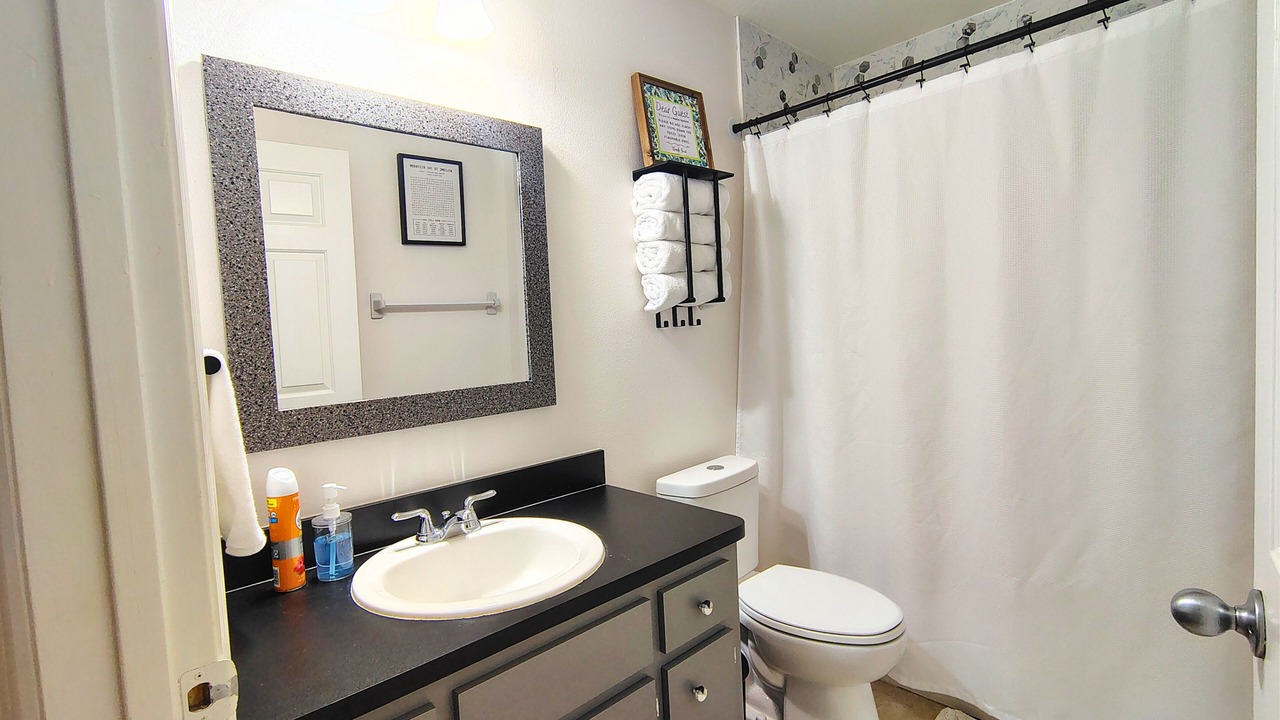 Photo of Bathroom in Bridgeford Crossing