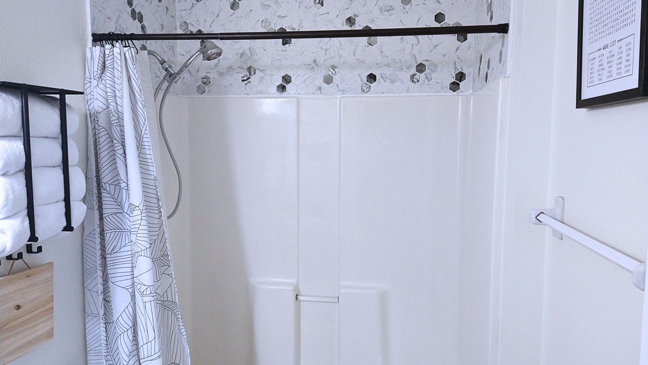 Photo of Bathroom in Bridgeford Crossing