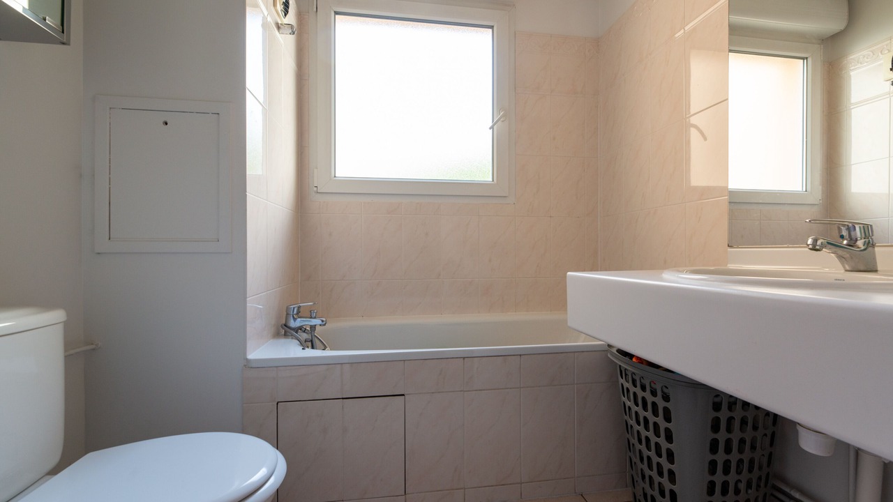 Photo of Bathroom in Clichy