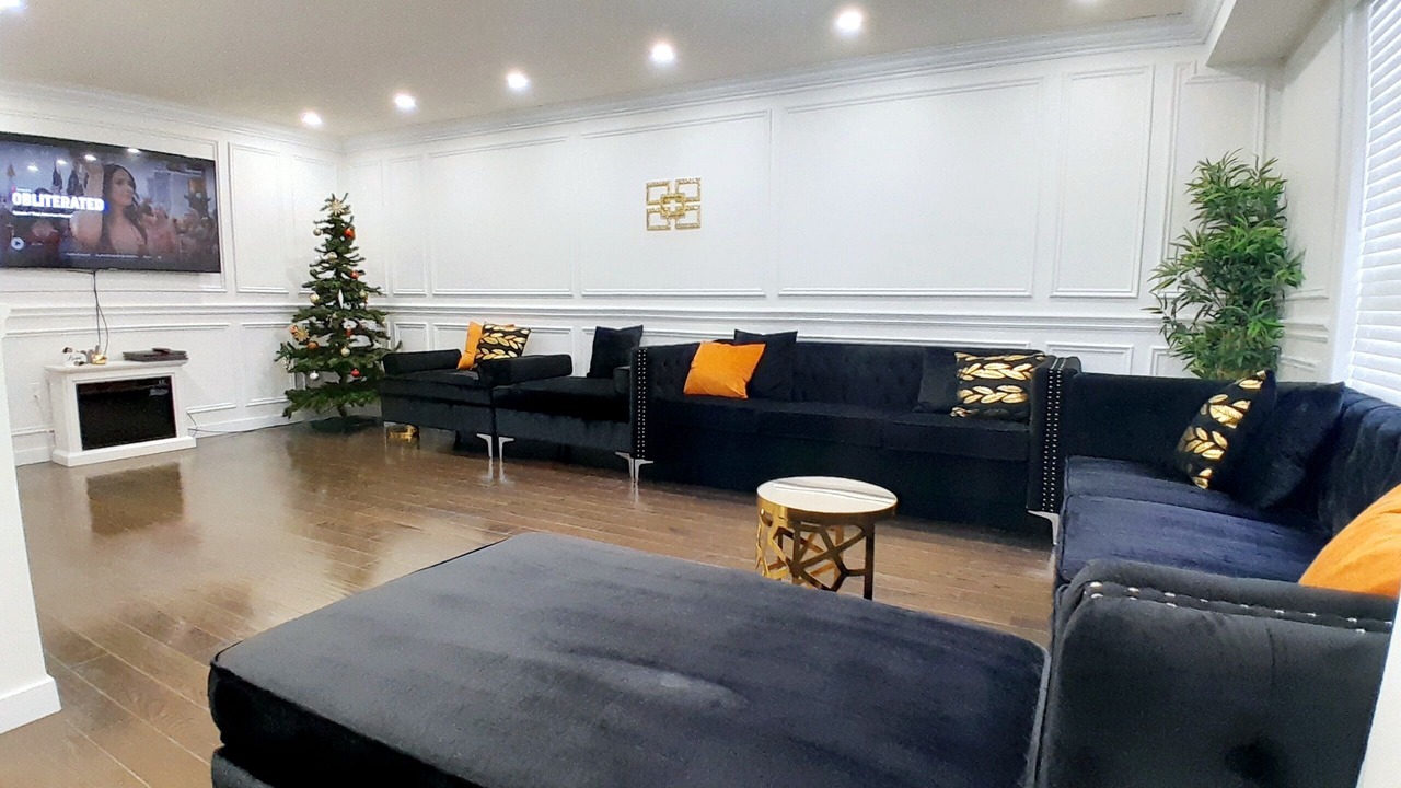 Photo of Livingroom in Orillia