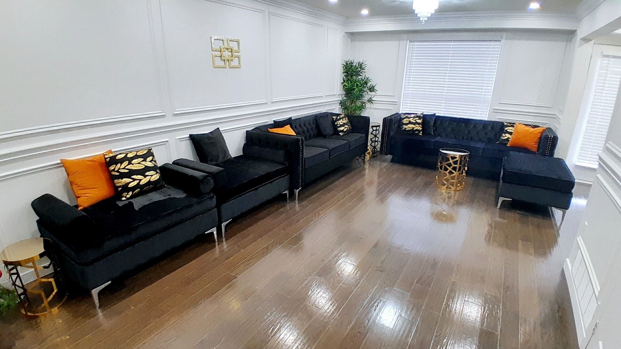 Photo of Livingroom in Orillia