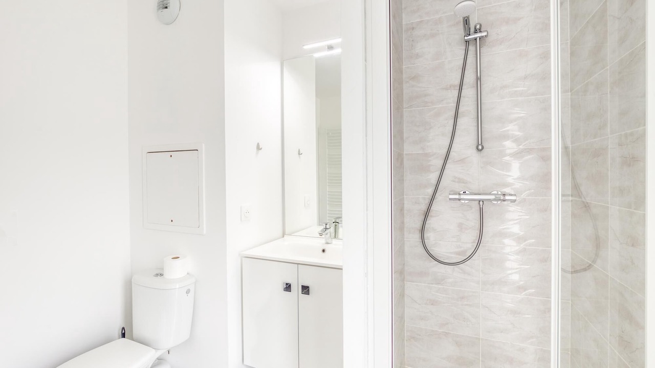 Photo of Bathroom in Parc-de-Montsouris
