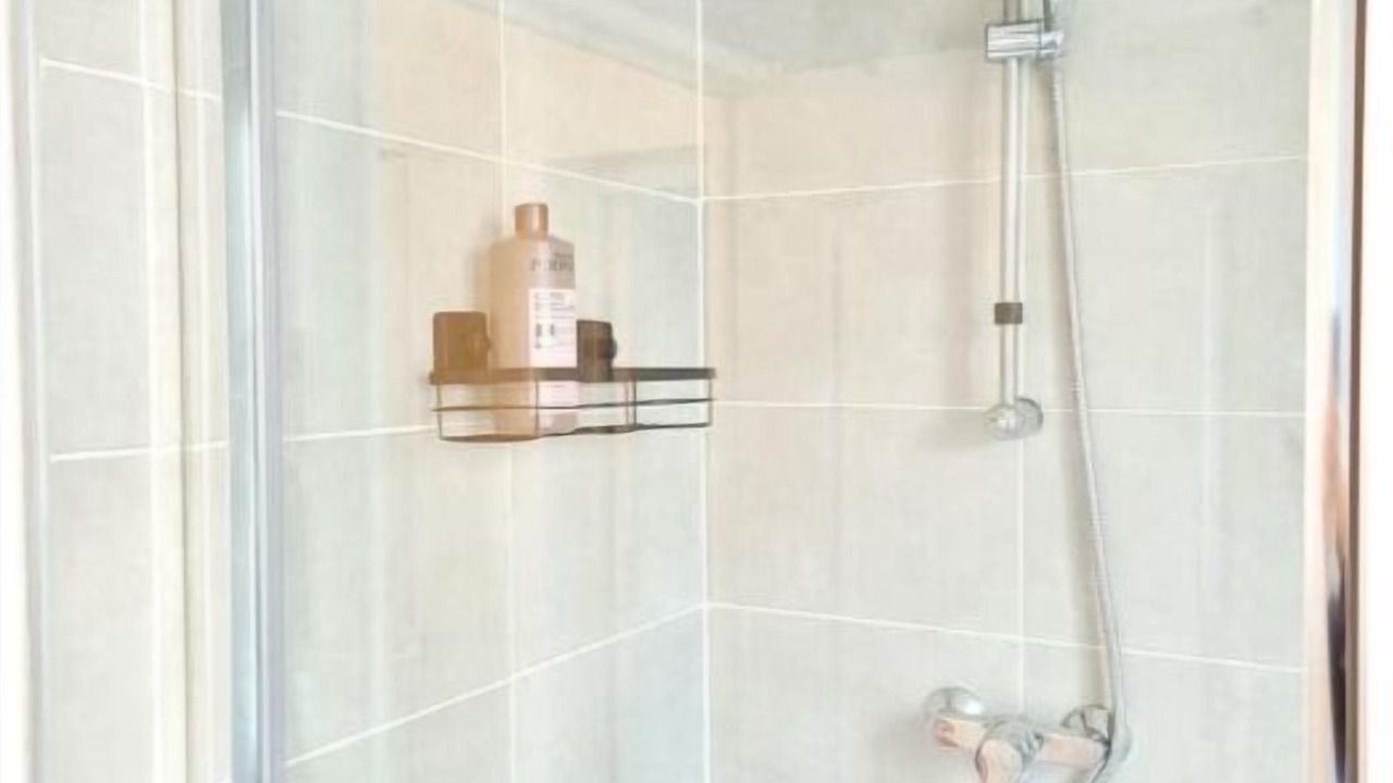 Photo of Bathroom in Bagneux