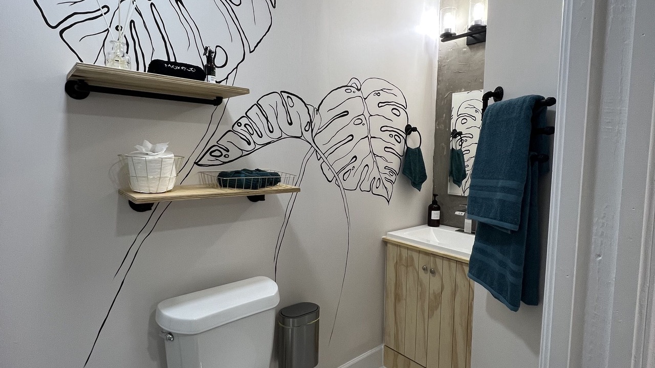 Photo of Bathroom in Sulphur Springs
