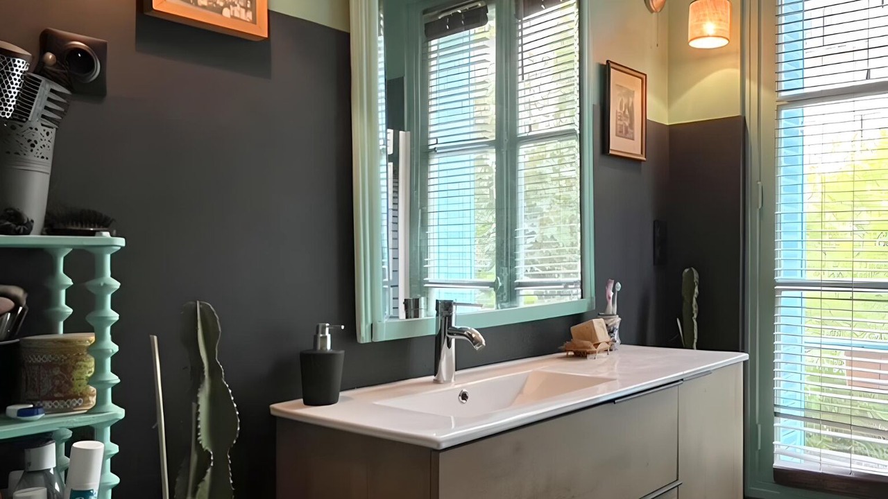 Photo of Bathroom in Montrouge