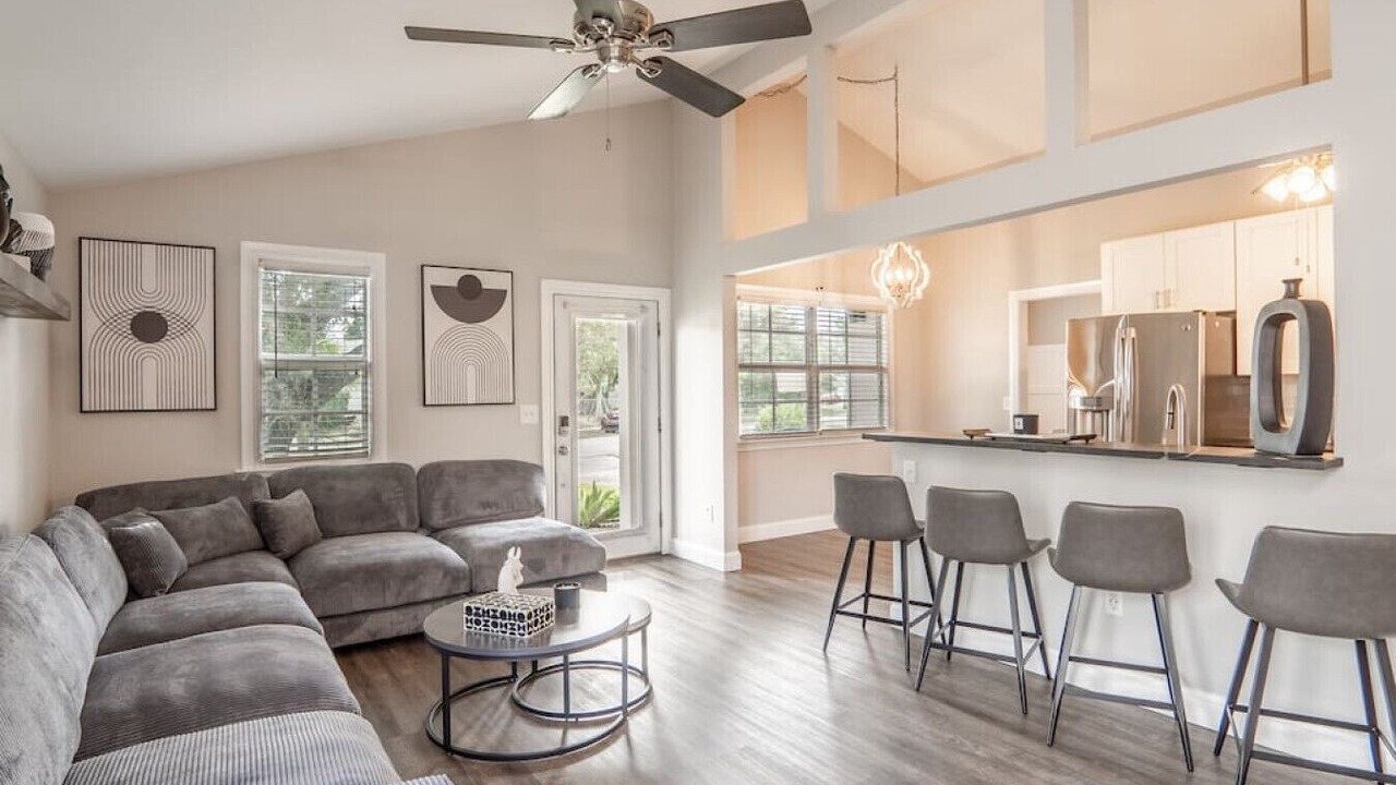Photo of Livingroom in Royal Palm Beach