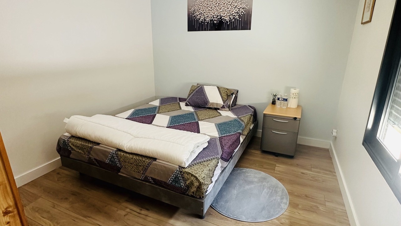 Photo of Bedroom in Tremblay-en-France