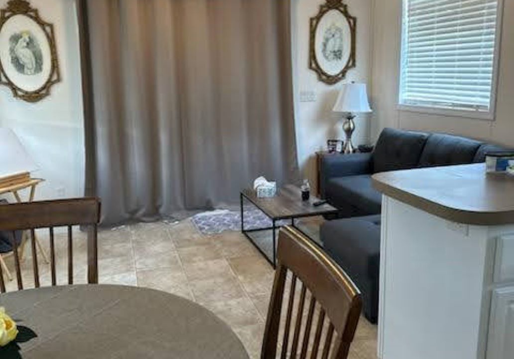 Photo of Livingroom in Mill Run