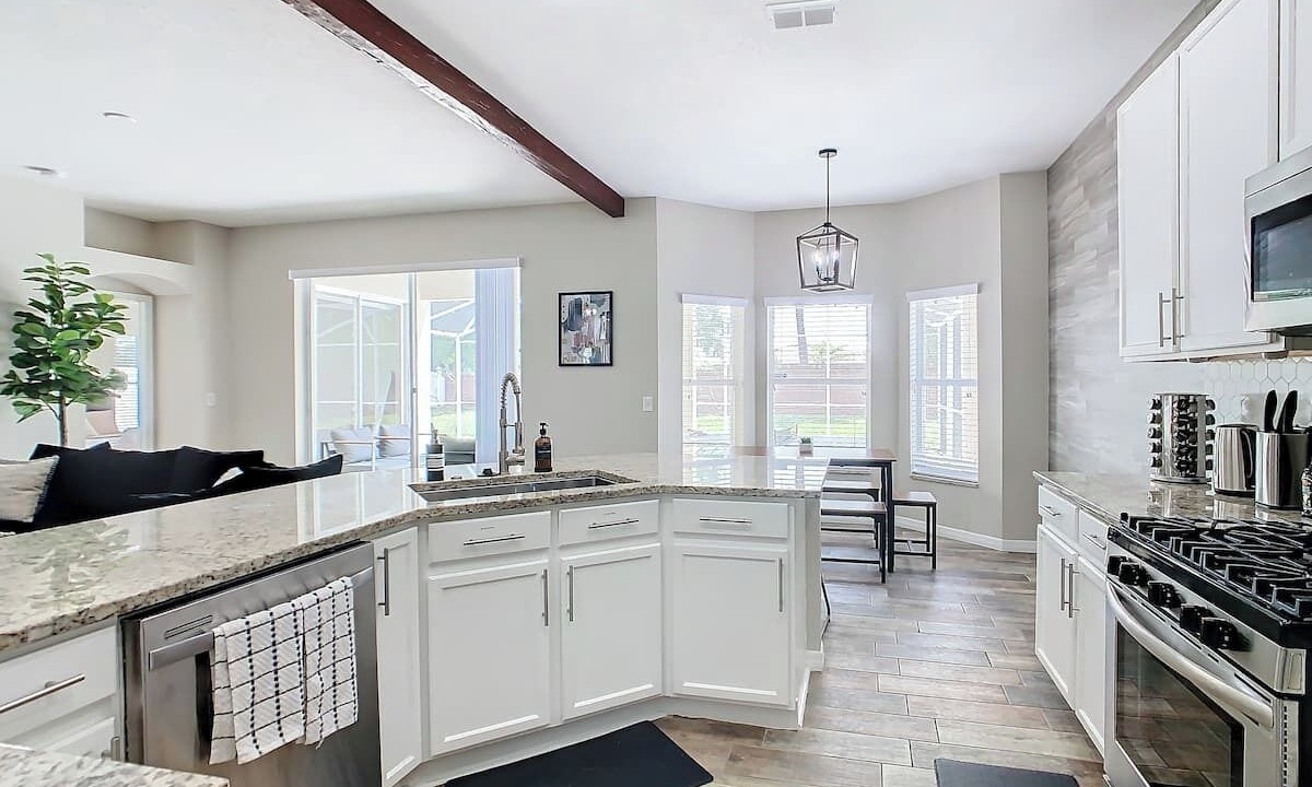 Photo of Kitchen in Crescent Lakes