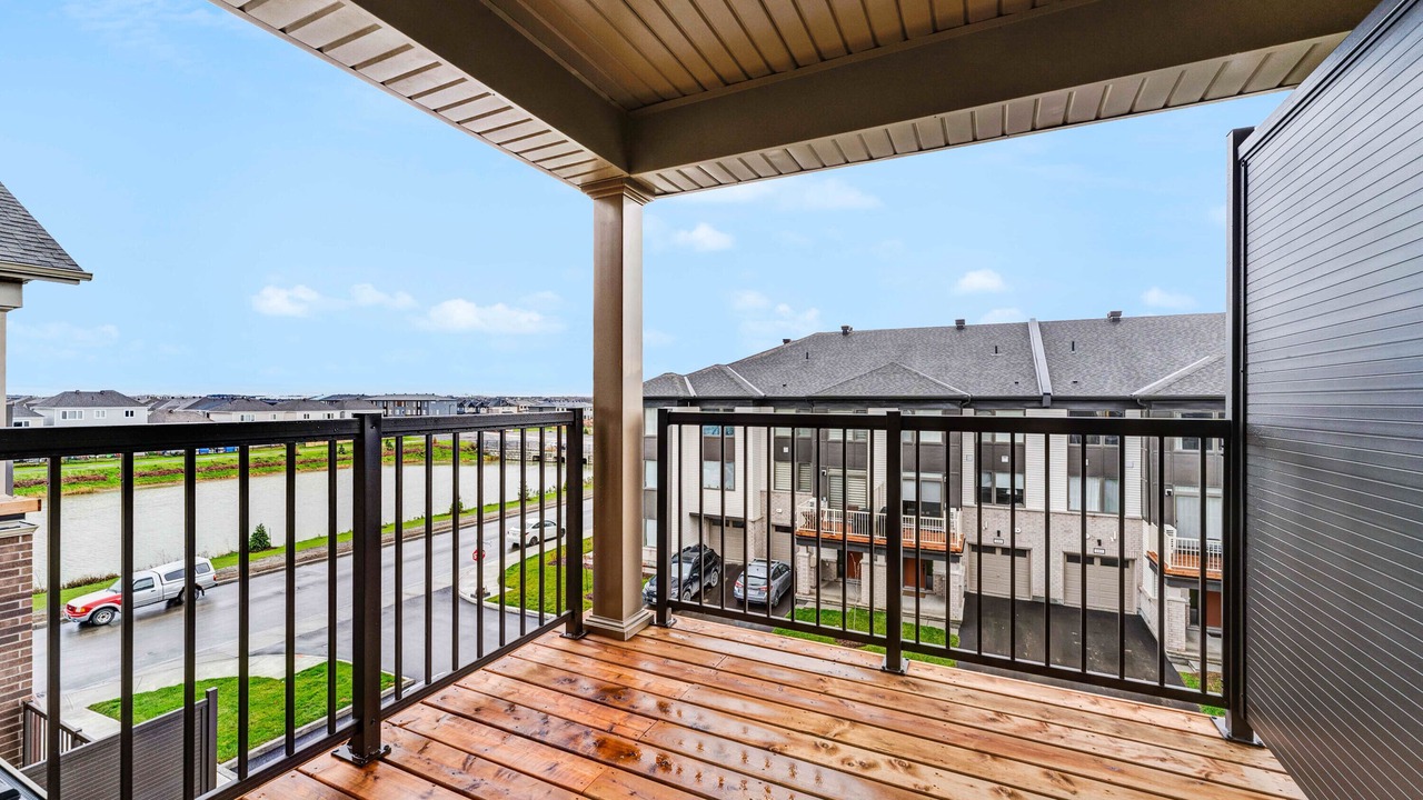 Photo of Patio Balcony in Ottawa Division