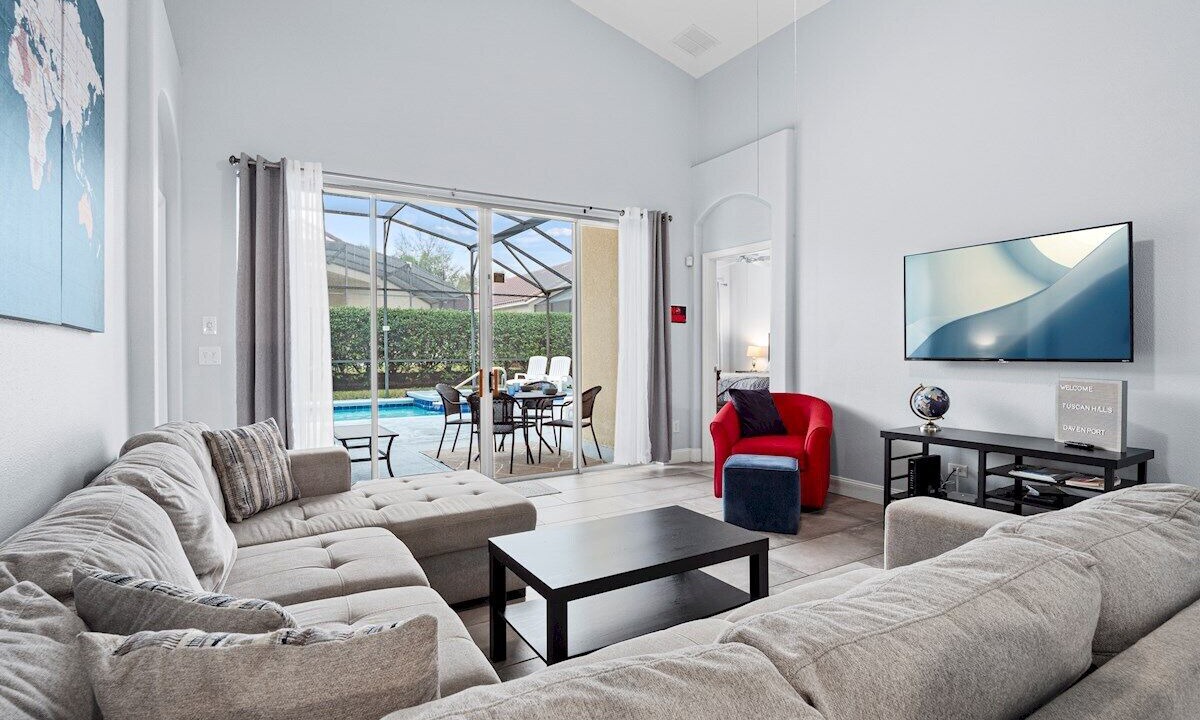 Photo of Livingroom in Tuscan Hills