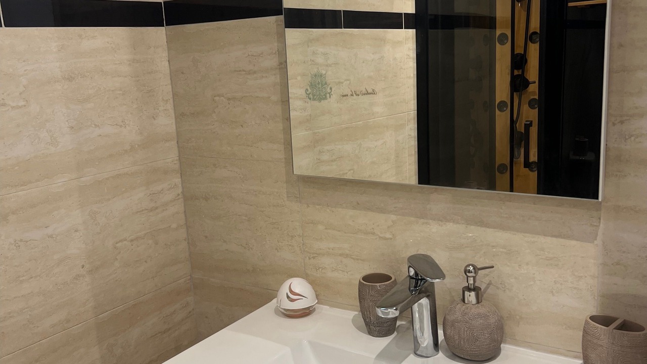 Photo of Bathroom in Rosny-sous-Bois