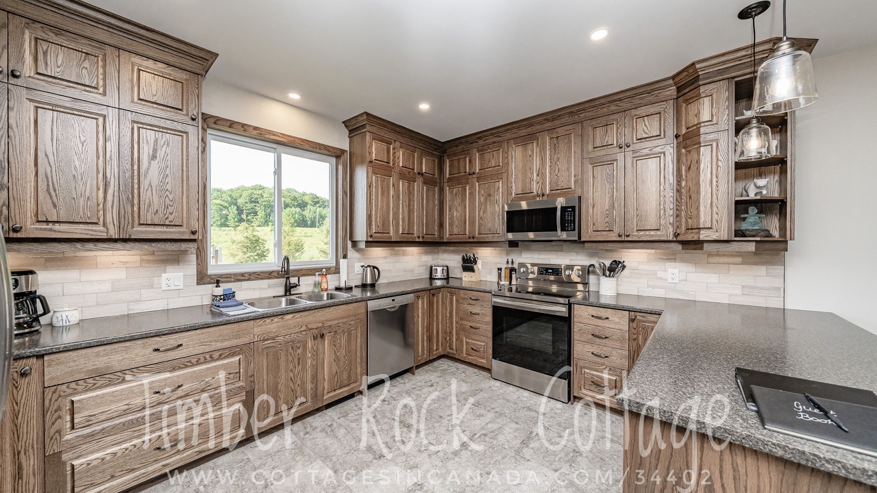 Photo of Kitchen in Muskoka Lakes