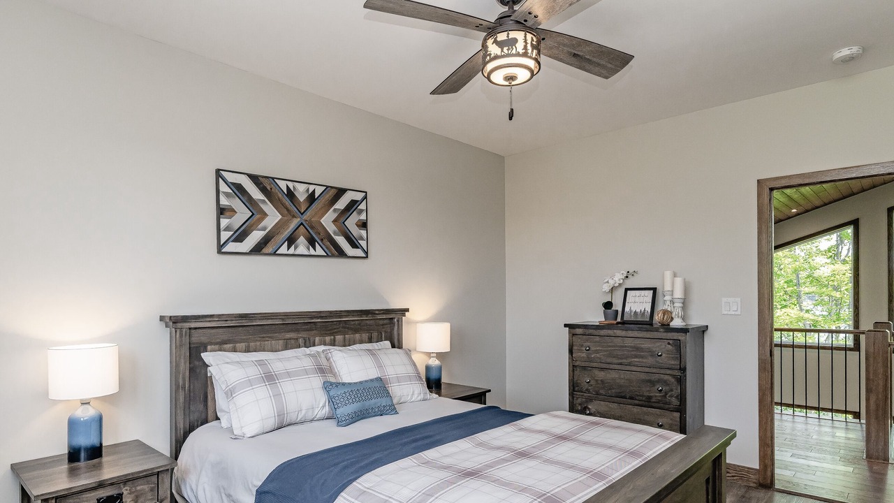 Photo of Bedroom in Muskoka Lakes