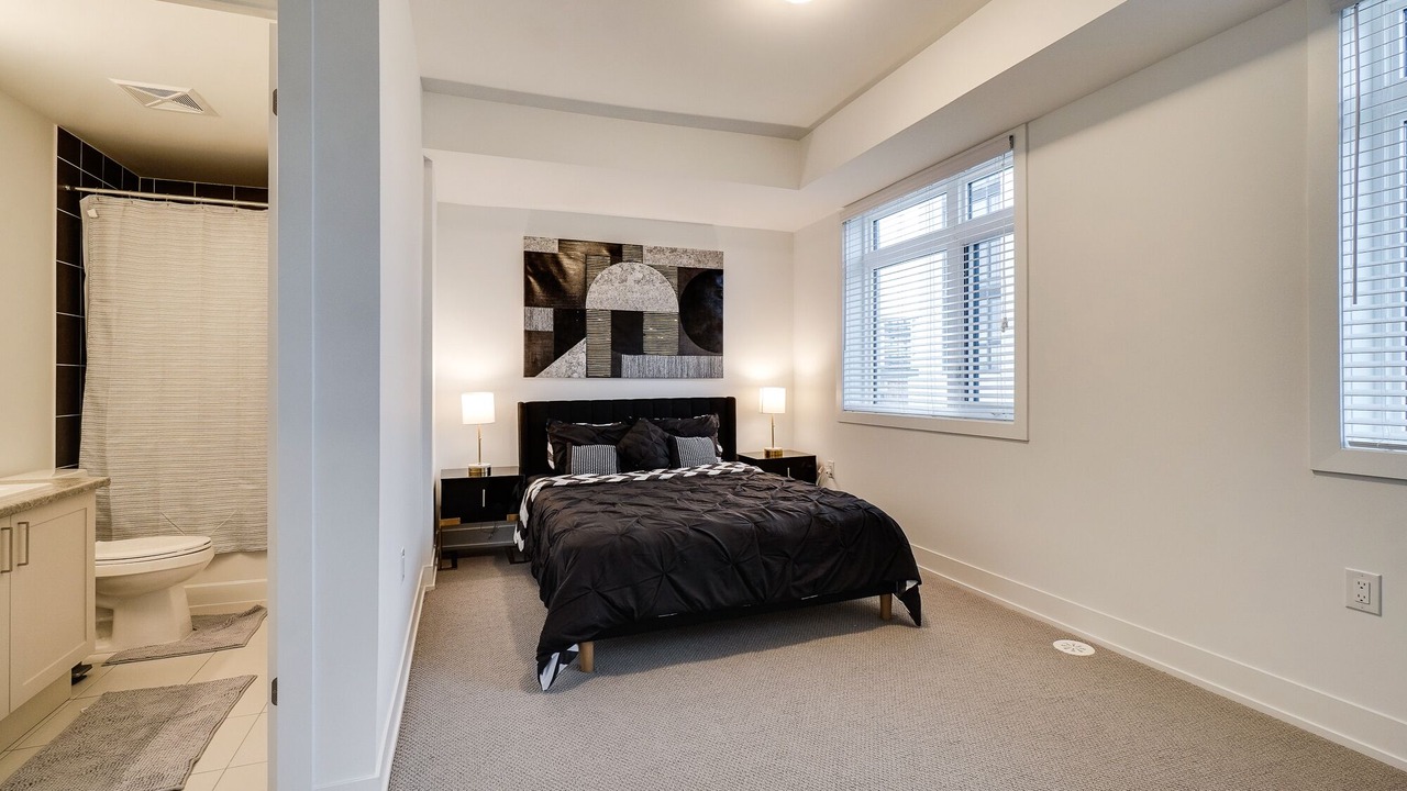 Photo of Bedroom in Lakeview