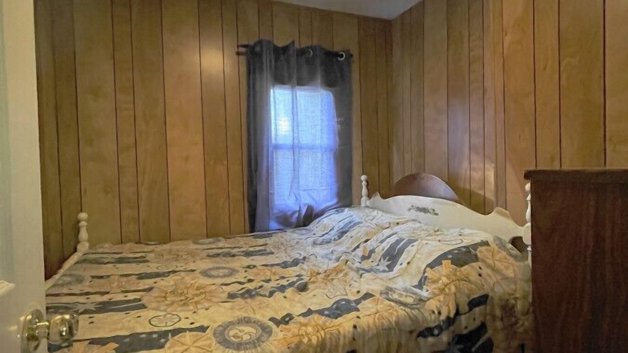 Photo of Bedroom in Lakefield