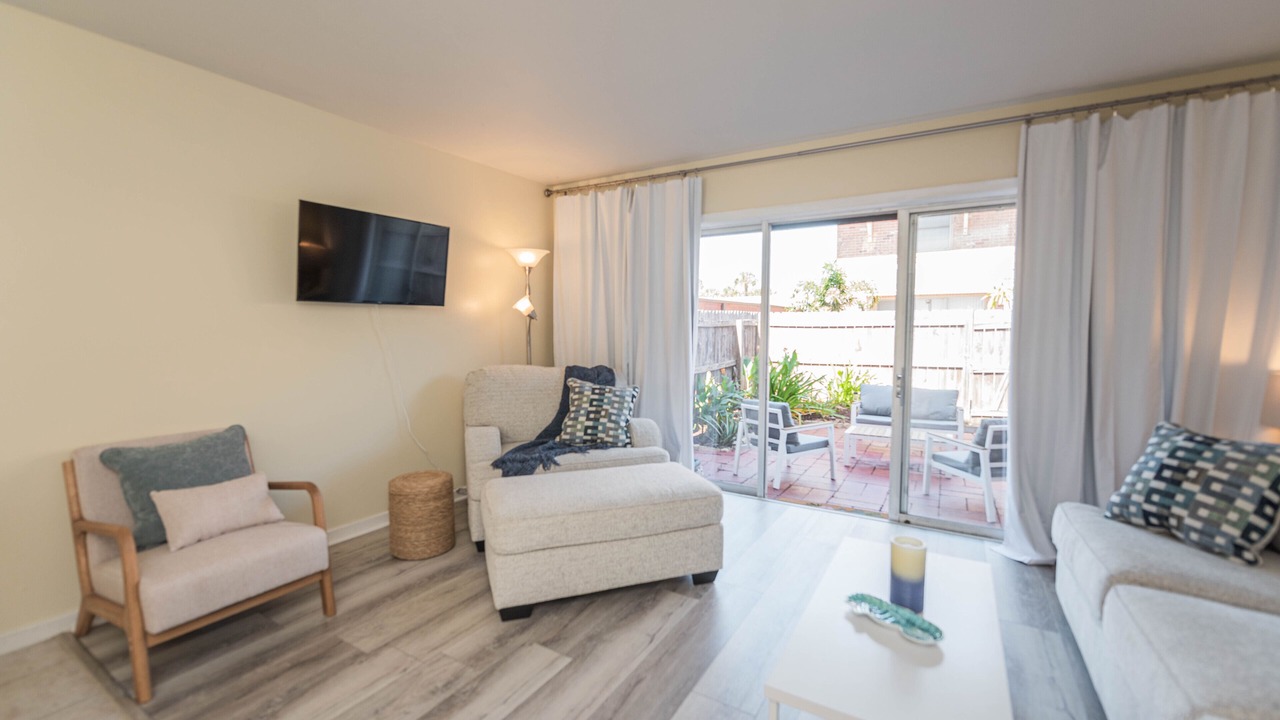 Photo of Livingroom in Indian Harbour Beach